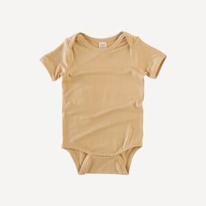 Kate Quinn Marzipan Tan Lap Neck Short Sleeve Bodysuit Size 6-12 Months Bamboo